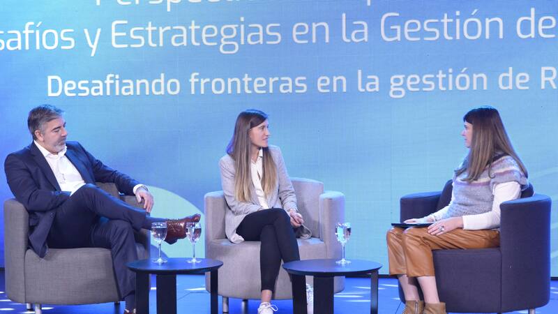 Scotti (DIA Argentina), Loza (Adecco) y Monferrán (El Cronista)