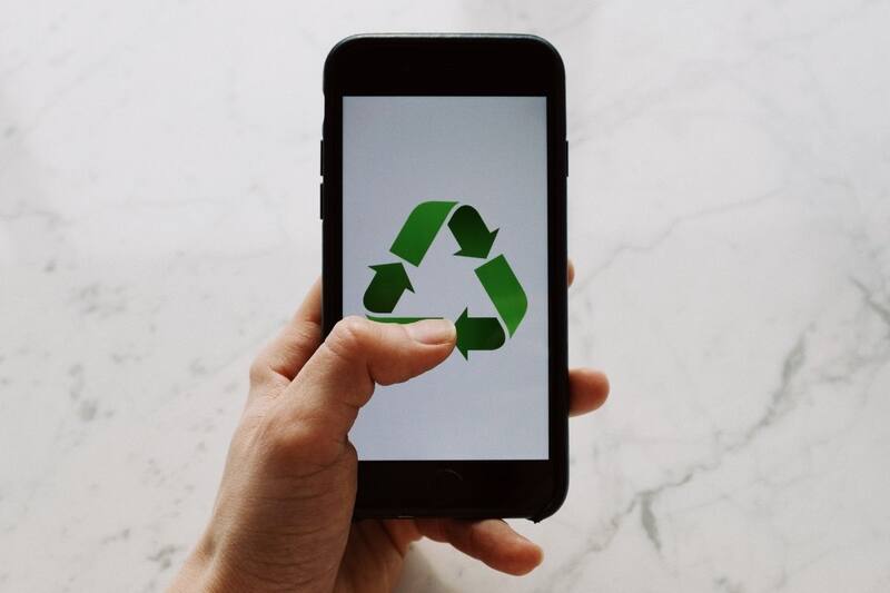 ¿Cómo ahorrar batería, datos móviles y proteger al máximo tu iPhone?