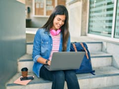 Los 4 trabajos para cobrar en dólares: cómo dar el primer paso