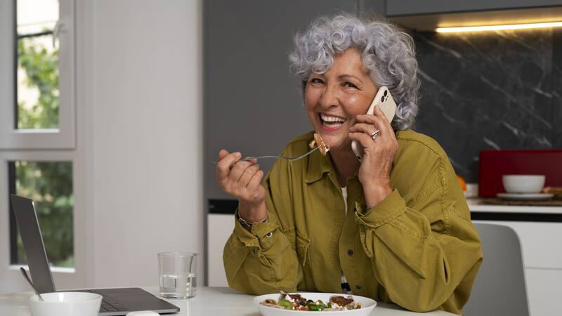 El consumo regular de este alimento se asocia con una disminución en la progresión del deterioro cognitivo en personas mayores.