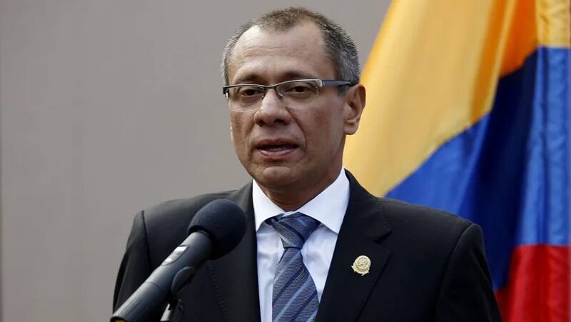 Jorge Glas, exvicepresidente de Ecuador, fue detenido tras permanecer asilado en la embajada de México en Quito, en un caso que reavivó el debate sobre los límites del asilo diplomático en América latina. (Imagen: archivo)