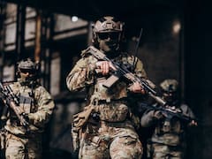 El inesperado despliegue militar que inquieta a Sudamérica: tropas de Kosovo ya están en territorio clave tras acuerdo con Reino Unido