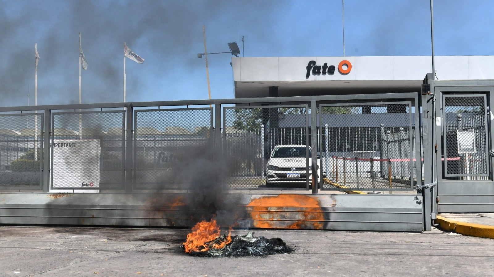 FATE: el Gobierno dictó la conciliación obligatoria y ordenó dejar sin efecto los despidos