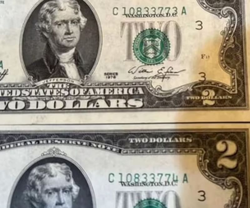 Los billetes de 2 dólares con características únicas son particularmente codiciados en el mercado de coleccionistas. Instagram @thecoinchanel