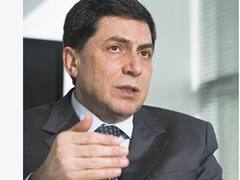 Dilma invita al titular de Bradesco para asumir en Economía