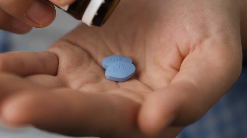 La famosa pastilla azul, cuyo nombre verdadero es Sildenafil, fue descubierta por casualidad por los investigadores del laboratorio Pfizer.