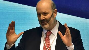 Sturzenegger dijo que se revisarán 700 mil decretos y adelantó que planea eliminar nuevos organismos