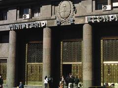 Un comité del BCRA y Hacienda coordinará el manejo de la deuda