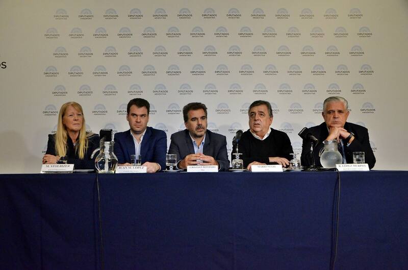 Los jefes de bloque argumentaron el pedido de juicio político a Alberto Fernández.