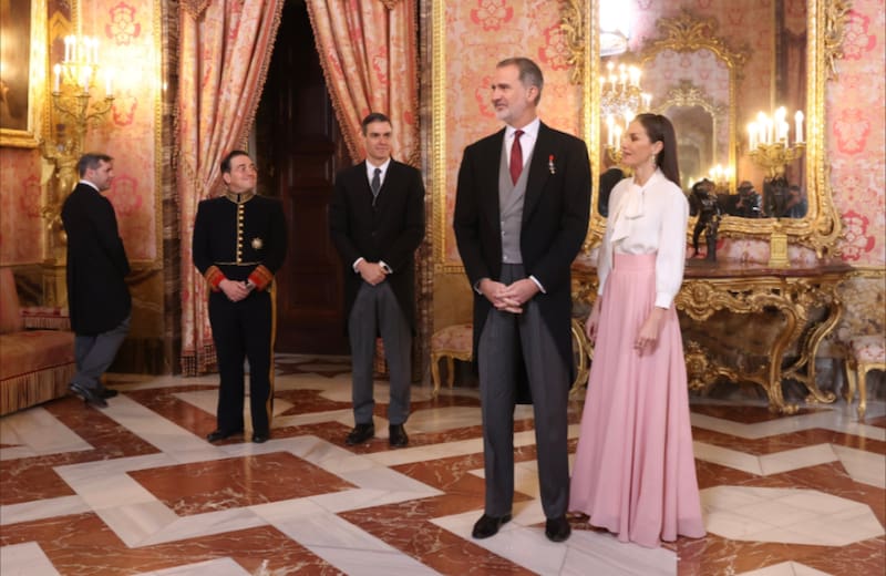 ¿Desterrados de la Zarzuela? | Don Juan Carlos y las infantas Cristina y Elena pasarán la Navidad lejos de la Familia Real. Fuente: Archivo