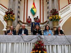 Bolivia: arrancó el diálogo entre gobierno y oposición, mientras Evo apunta a la OEA