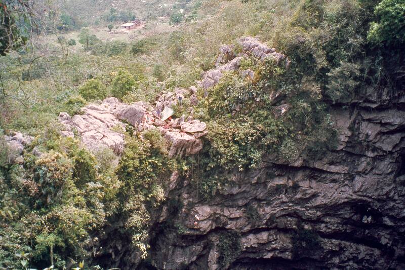 El Sótano de las Golondrinas atrae a muchísimos turistas. Foto: Wikimedia Commons.