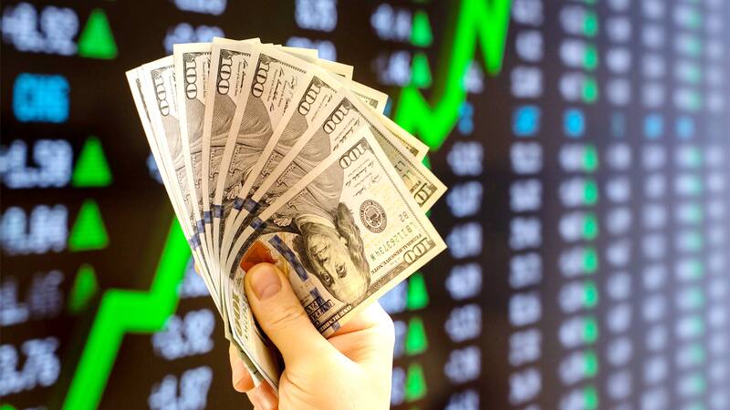 La inversión en dólares ya no es la prioridad número uno de los ahorristas locales, según Di Pace