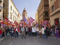 Los sindicatos acusan al Gobierno de "inacción" y llaman a una huelga para el 19 de mayo
