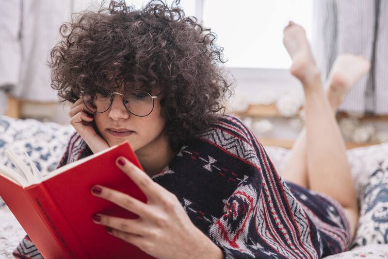 El Método Waseda promueve una inmersión completa en el idioma al combinar lectura, escritura, escucha y conversación simultáneamente. (Foto: Freepik)