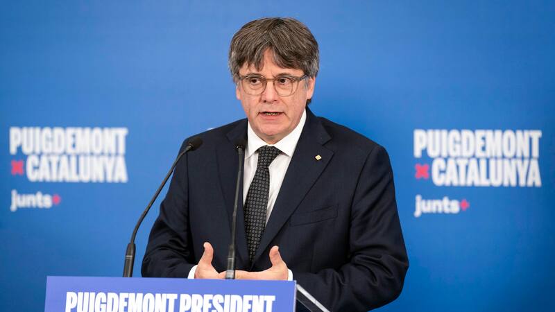 Puigdemont reclama un frente común de partidos independentistas para revertir "la deuda histórica".