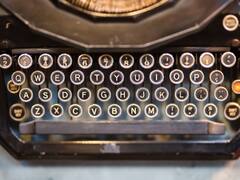 Hacer ejercicio después de 30 años de no moverse es como querer resucitar a tu banda de heavy metal: la curiosa reflexión de un escritor