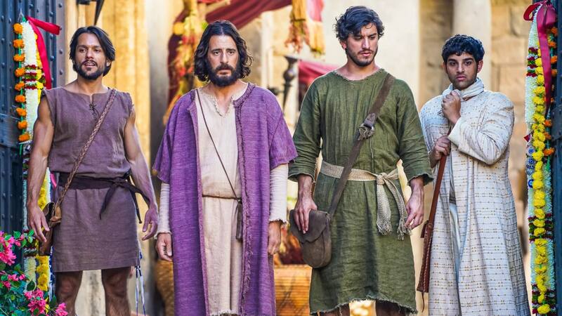 La serie sobre Jesús financiada por los espectadores arrasa en todo el mundo: recaudó millones y se puede ver en Netflix.