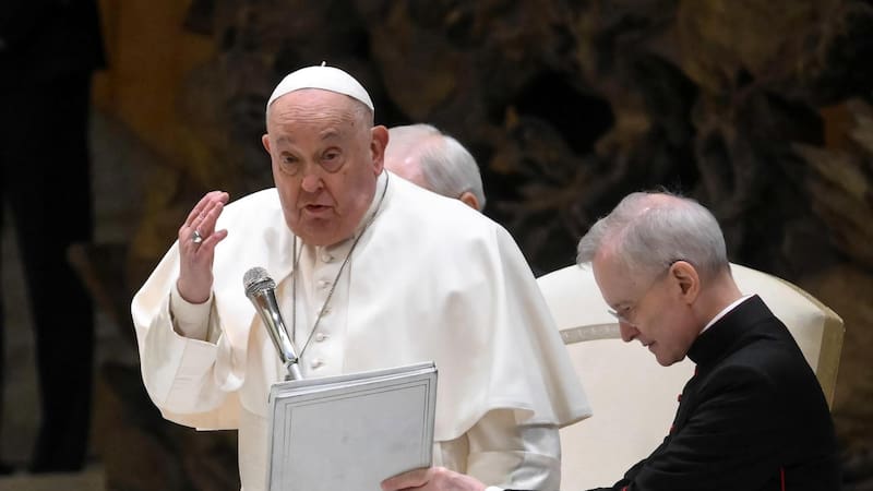 "Vendedores de humo": la crítica del Papa Francisco que hace temblar al Vaticano.