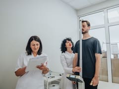 El peso ideal: cuántos kilos deberían tener los hombres y las mujeres según su altura