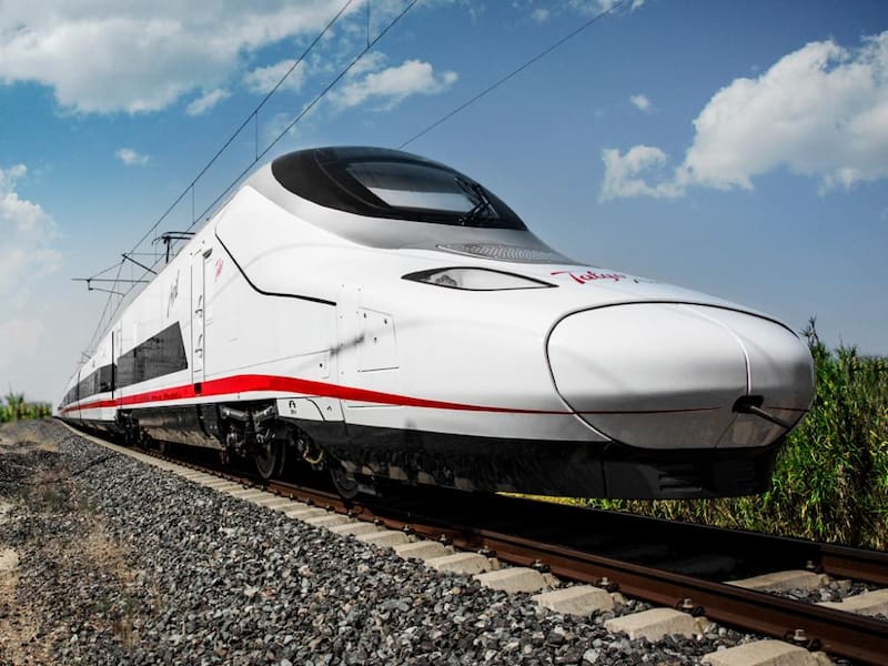 El Gobierno tienta a CriteriaCaixa para que presente una oferta por el 100% del capital de Talgo. (Imagen: archivo)