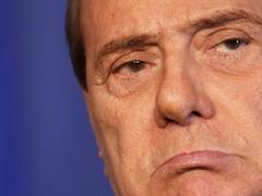 Italia inicia otra etapa con la salida de Berlusconi