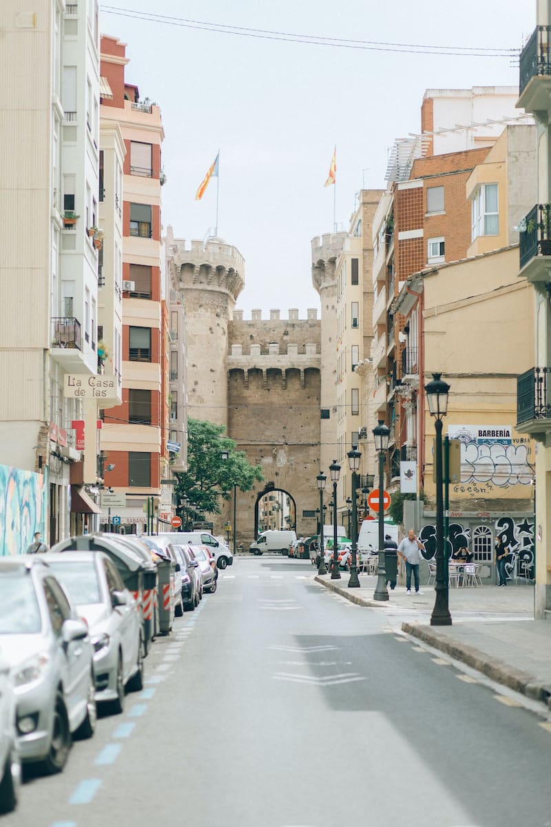 Mura - Barcelona. Fuente: Pexels.