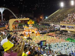 Finde XL de carnaval: destinos locales llenos, pero los argentinos también invadirán Brasil