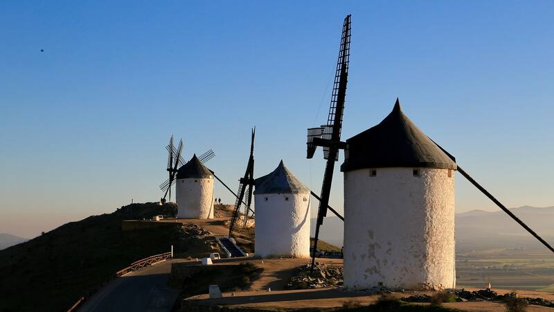 Escapadas: este es el pueblo de los molinos de Don Quijote de la Mancha y está a menos de 1 hora de Toledo.