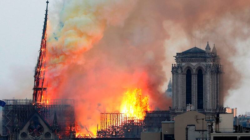 APTOPIX France Notre Dame Fire