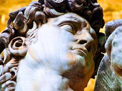 Histórico descubrimiento arqueológico cambia para siempre la humanidad: encuentran la milenaria cara de un dios romano