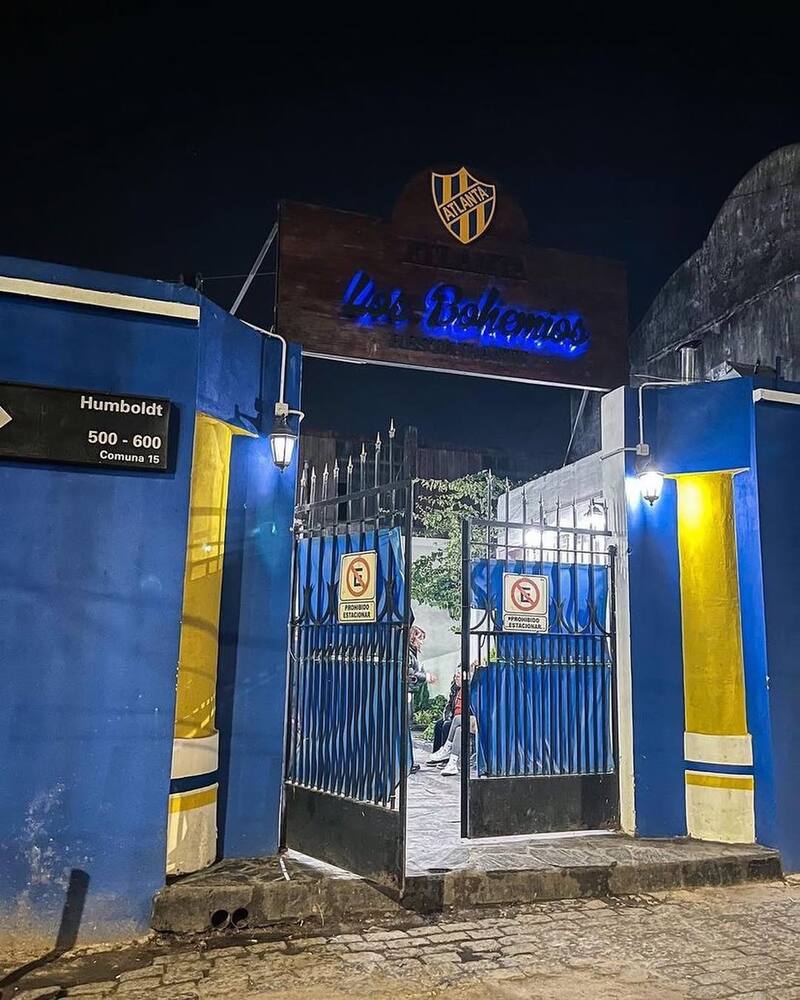 Los Bohemios es un bodegón que forma parte del Club Atlanta, ubicado en Villa Crespo, CABA. (Foto: Instagram @losbohemios.restaurante)