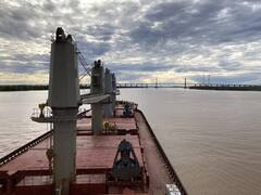 En qué estado se encuentra el DNU que intenta desregular la marina mercante