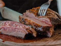 El pueblo bonaerense que enamora por su asado a la estaca: dónde queda, cuál es su historia y cómo llegar