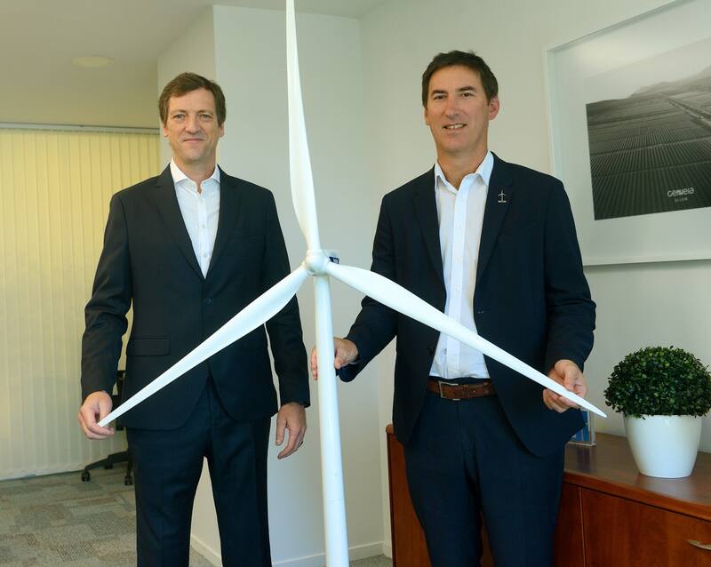 Bernardo Andrews, CEO de Genneia; y Andrés Gismondi, Country Manager de la Argentina y Sales Director Latam South Cone de Vestas.
