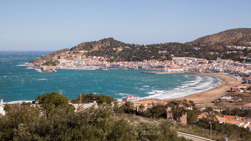 Puerto de la Selva, Girona (foto: Wikipedia).