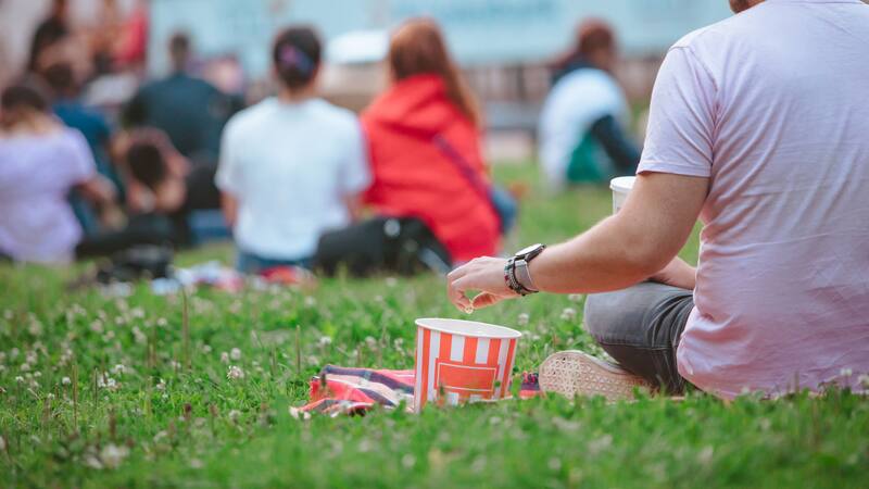 Cine de verano gratis en Madrid: todas las películas que puedes ver al aire libre.