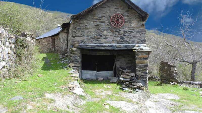 Escapadas: el pueblito se encuentra en la región de El Bierzo, provincia de León.