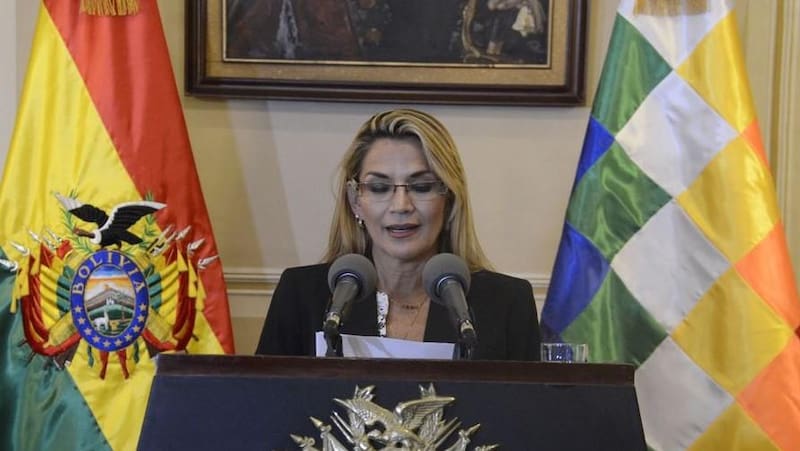 Áñez, en ejercicio de la Presidencia tras la renuncia de Evo.