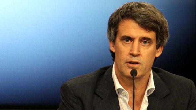 Prat Gay dijo que el BCRA funciona con las normas de Cristina Kirchner, pidió un plan financiero y alertó por el ancla fiscal