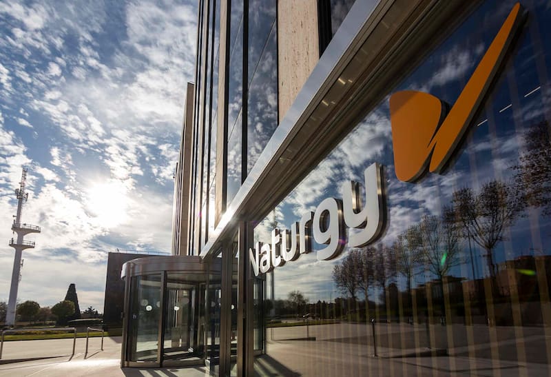 Quedan descartados de la oferta los fondos CVC y GIP