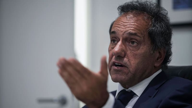Scioli gana poder en el Gobierno de Milei: qué funciones sumó