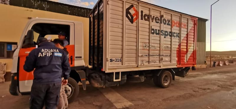 Uno de los camiones que detectó la Aduana-AFIP.