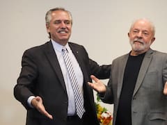 “Salieron de la selva”: Alberto Fernández reaviva la polémica sobre los brasileños con un spot de Lula