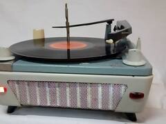 Se hizo famoso por su tocadiscos y hoy vuelve con batidoras y aspiradoras: la historia de Winco