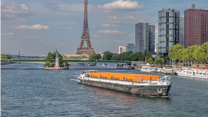 Francia encontró una alternativa al aire acondicionado: así enfría hospitales, colegios y museos con el agua del Sena. (Imagen: archivo)