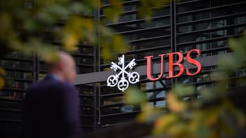 UBS recomienda rebalancear portafolios tras rally de Wall Street
