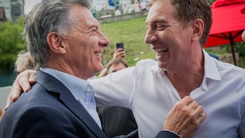 Santilli, entre dos fuegos: cómo jugar con Milei sin renunciar a su identidad PRO