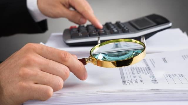 Alerta crédito: los bancos esperan que mejore un negocio clave para el sector, pero hacen una advertencia