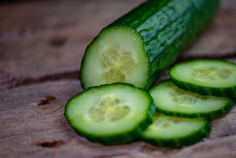 El pepino puede ayudar a hidratar los labios (Fuente: Freepik)